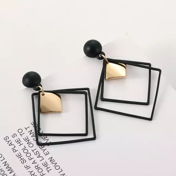 Black & Gold Tone Dangle Multi Square Earrings - Picture 4 of 8